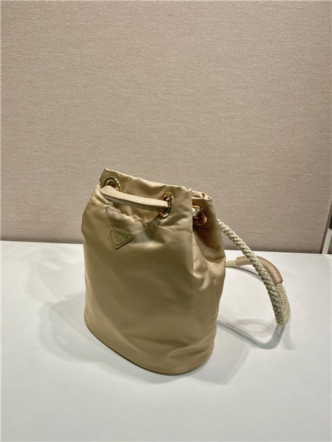 Mariner Re-Nylon Small Bucket Bag 1BE082 Camel Brown-4.jpg