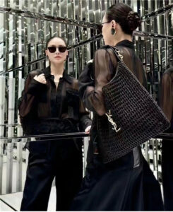 Oxalis Shoulder Bag 781289 Black Raffia-13.jpg