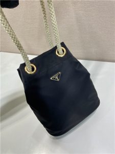 Prada Mariner Re-Nylon Small Bucket Bag 1BE082 Black-3.jpg