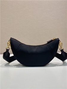 Re-Nylon Shoulder Bag 1BH222 Black-6.jpg