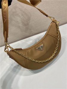 Re-Nylon Shoulder Bag 1BH222 Brandy-4.jpg