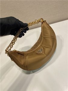 Re-Nylon Shoulder Bag 1BH222 Brandy-5.jpg