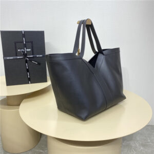 YSL Y Tote 817602 Black-2.jpg