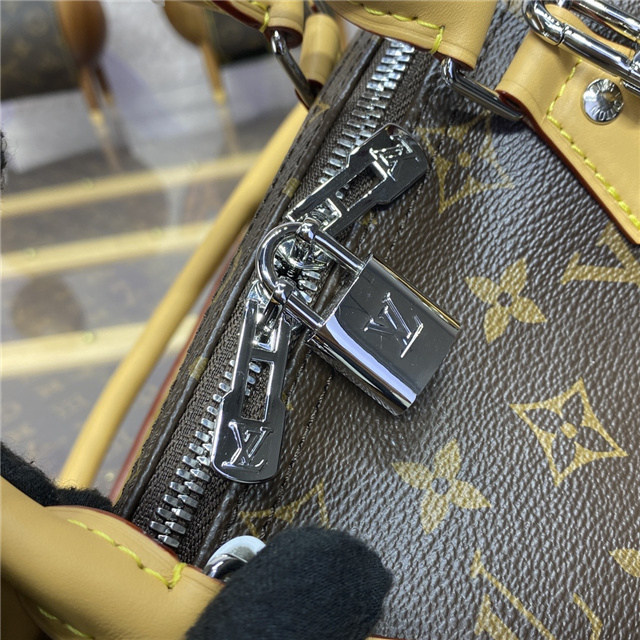 57th Street NYC Speedy Soft 30 M12803-8.jpg