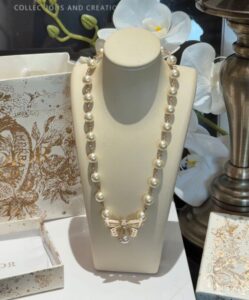 Dior Womens Metamorphose Choker Golden-2.jpg