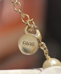 Dior Womens Metamorphose Choker Golden-8.jpg