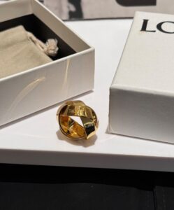 Loewe Womens Chunky Nest Ring Golden-6.jpg