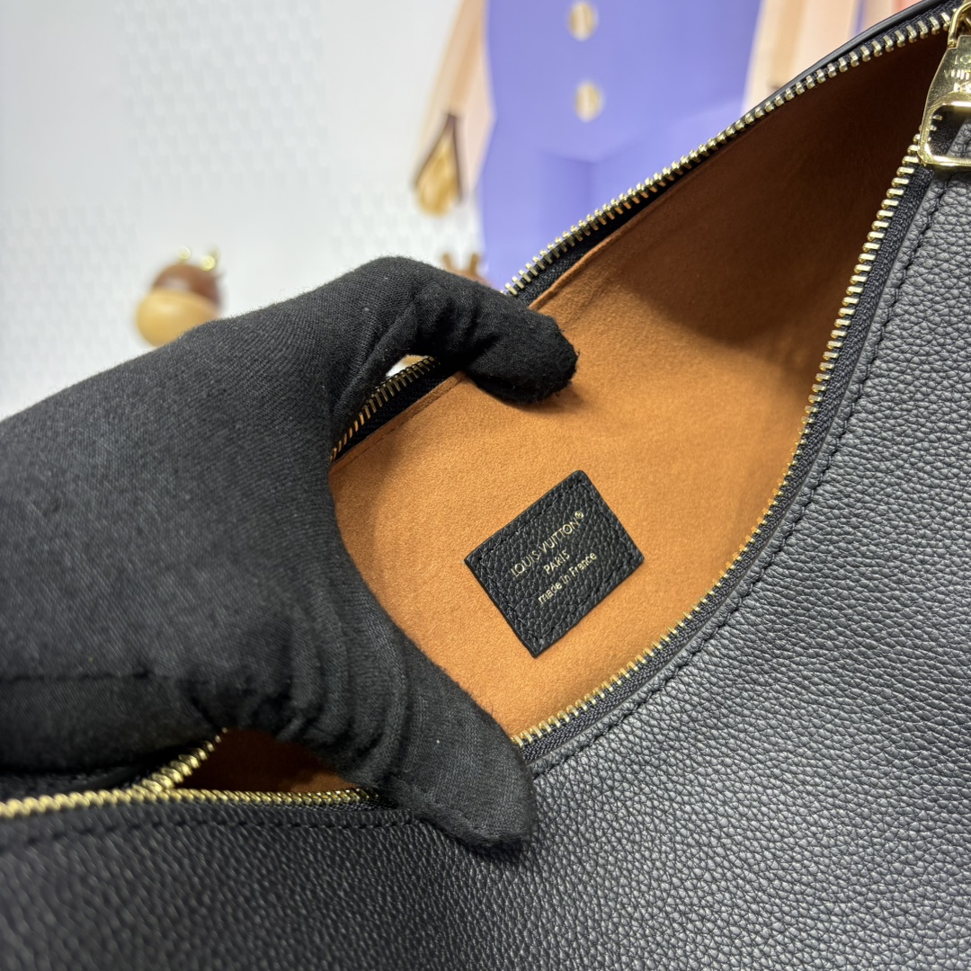 Louis Vuitton Low Key Cookie MM Black-15