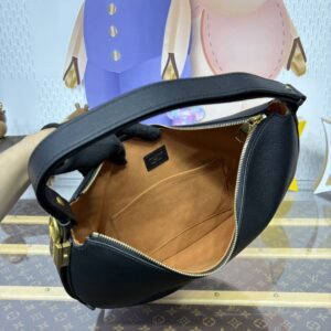 Louis Vuitton Low Key Cookie MM Black-16