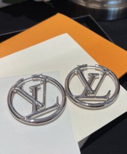 Louis Vuitton Womens Louise Hoop GM Earrings-4.jpg