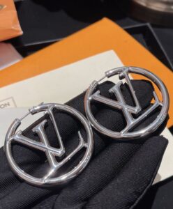Louis Vuitton Womens Louise Hoop GM Earrings-5.jpg
