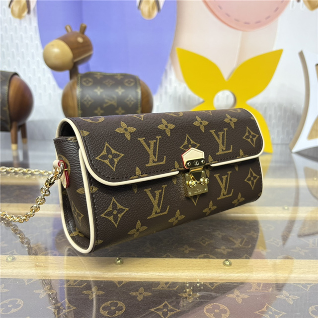 Pochette Camille M13566-2.jpg