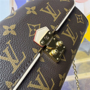 Pochette Camille M13566-6.jpg