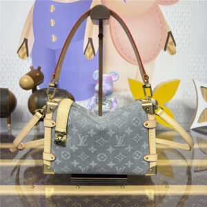 Side Trunk MM M13285-1.jpg