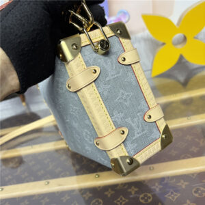 Side Trunk MM M13285-4.jpg