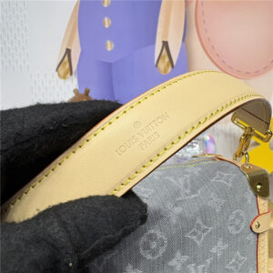 Side Trunk MM M13285-6.jpg