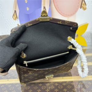 Trunkie M14526-9.jpg