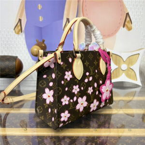 LV x TM OnTheGo PM M13269-2.jpg