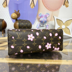 LV x TM OnTheGo PM M13269-5.jpg