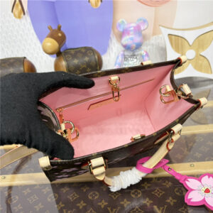 LV x TM OnTheGo PM M13269-9.jpg