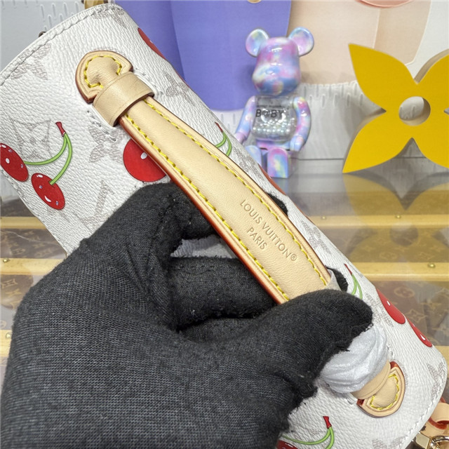 LV x TM Pochette Metis East West M14231-6.jpg