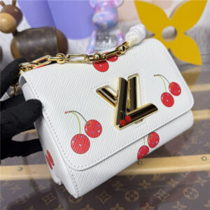 LV x TM Twist PM M13239-2.jpg