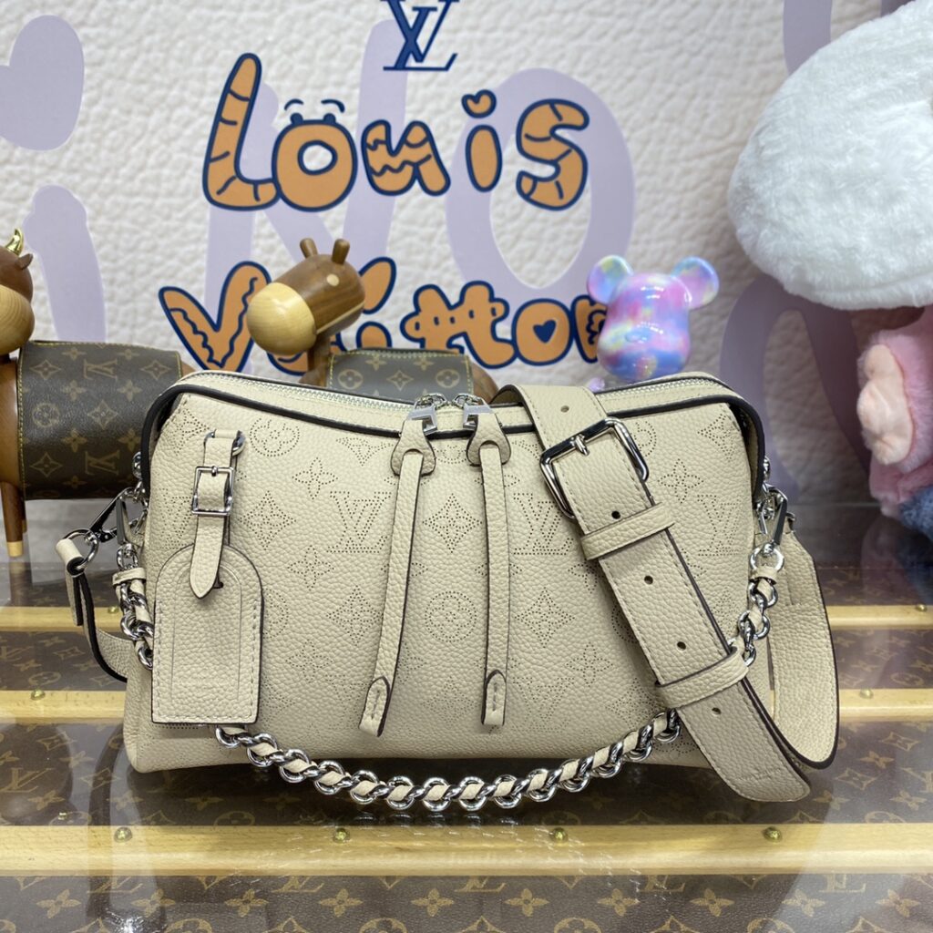 Louis Vuitton Hand It All PM M24255-1
