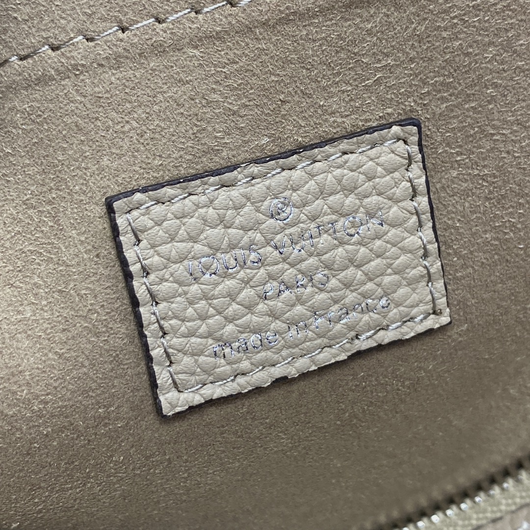 Louis Vuitton Hand It All PM M24255-8