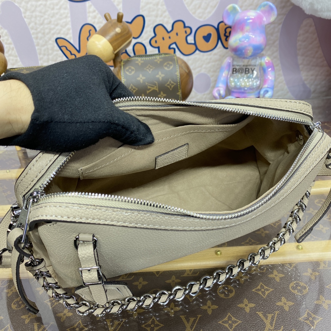 Louis Vuitton Hand It All PM M24255-9