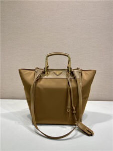 Re-Nylon Medium Tote Bag 1BG578 Brandy-2.jpg