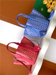 Belharra PM Bag 67303 Iris-10.jpg