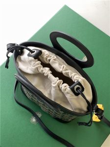 Goyard Beluga Mini Bag 67300 Black-7.jpg