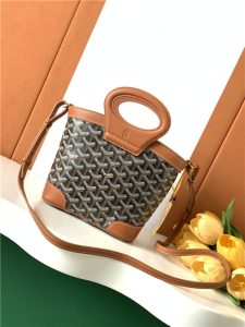 Goyard Beluga Mini Bag 67300 BlackTan-1.jpg
