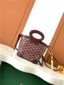 Goyard Beluga Mini Bag 67300 Burgundy-1.jpg