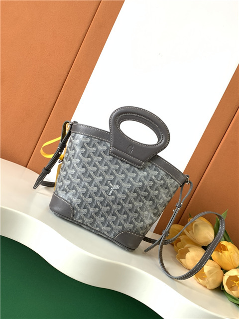 Goyard Beluga Mini Bag 67300 Grey-1.jpg