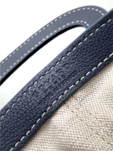 Goyard Beluga Mini Bag 67300 Navy Blue-8.jpg