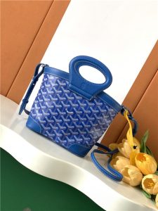 Goyard Beluga Mini Bag 67300 Sky Blue-1.jpg