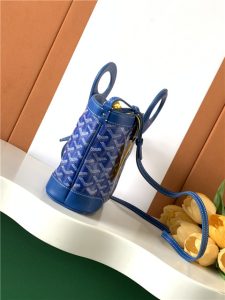 Goyard Beluga Mini Bag 67300 Sky Blue-2.jpg