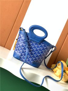 Goyard Beluga Mini Bag 67300 Sky Blue-3.jpg