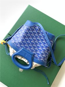 Goyard Beluga Mini Bag 67300 Sky Blue-5.jpg
