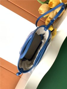 Goyard Beluga Mini Bag 67300 Sky Blue-9.jpg