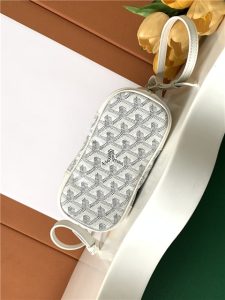 Goyard Beluga Mini Bag 67300 White-4.jpg