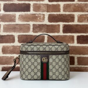Gucci Savoy Medium Beauty Case ‎811489-1