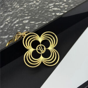 LV Breeze Key Holder M02798-2.jpg