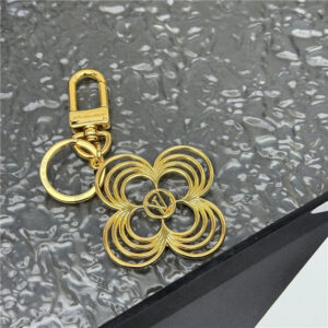 LV Breeze Key Holder M02798-3.jpg