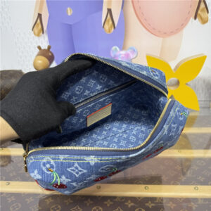 LV x TM Cosmetic Pouch GM M13893-7.jpg