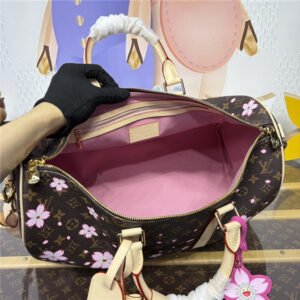 LV x TM Keepall Bandouliere 45 M13752-11.jpg