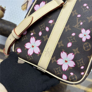 LV x TM Keepall Bandouliere 45 M13752-6.jpg