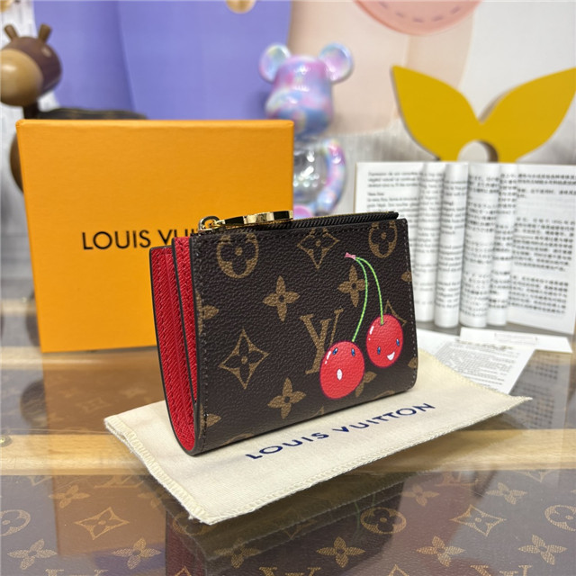 LV x TM Lisa Wallet M13420-2.jpg