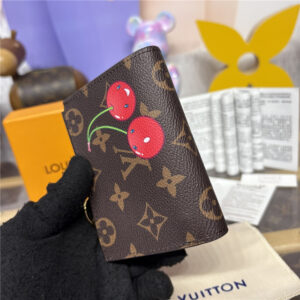 LV x TM Lisa Wallet M13420-4.jpg